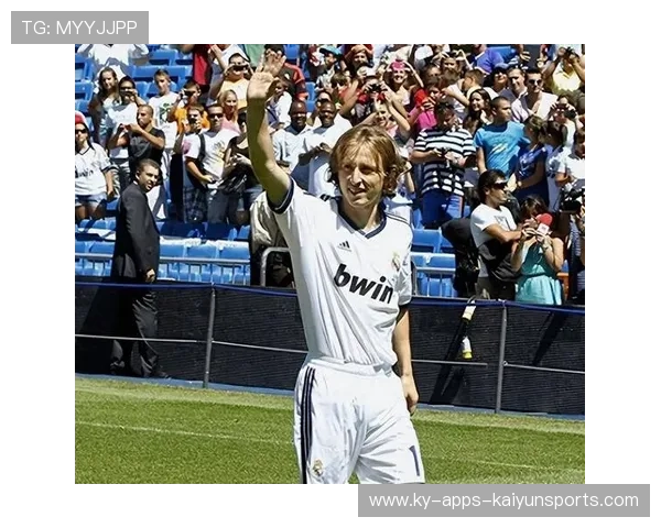 巴萨研究德布劳内式中场升级，未来布局瞄准世界之巅